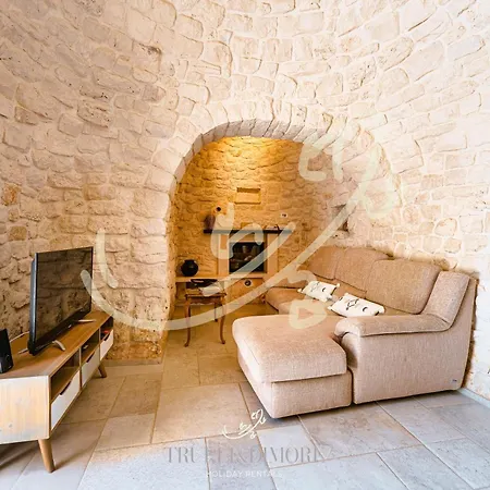 Td Truly Trulli Gentle Breezes Across Olive Valley Ferienhaus